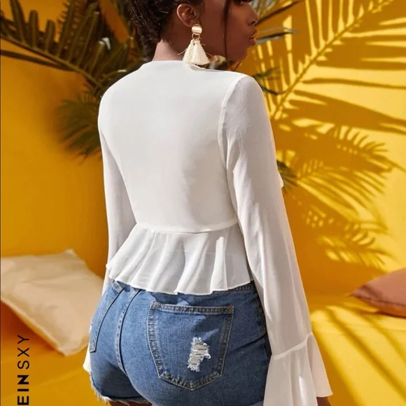 NEVER WORN long sleeve crop top - Picture 2 of 5